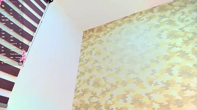 alexa_cruz__ webcam