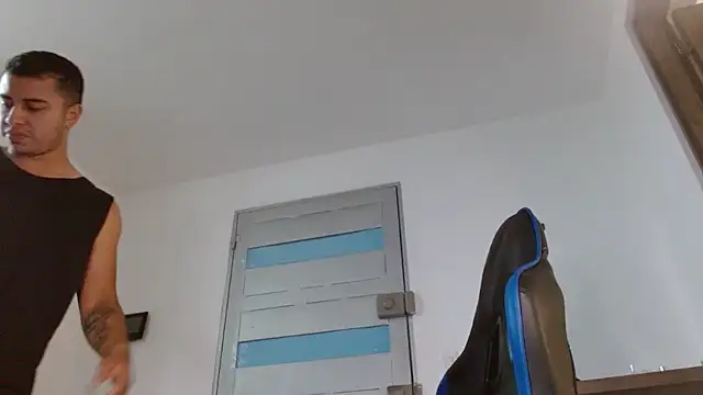 SexyBoy-Bigclit webcam