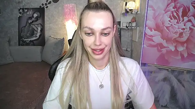NickyAdamidi webcam