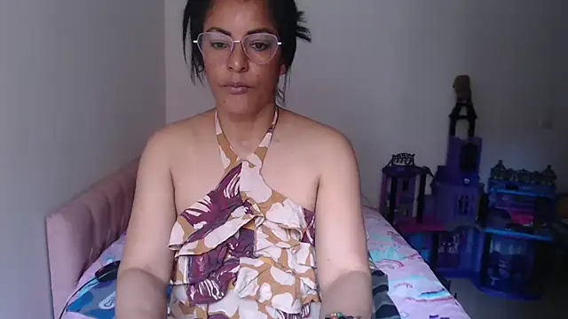 kateleyagrey webcam