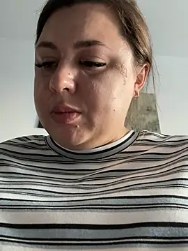 Sara_Hug webcam