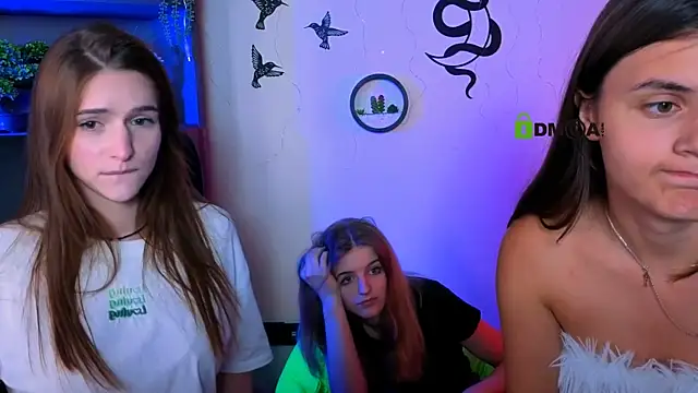 lisa_dark_ live cam on StripChat