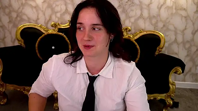 CassandraGold webcam