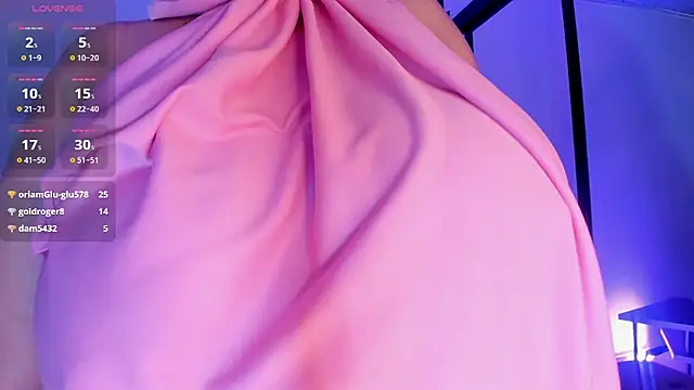 HijabiMilff live cam on StripChat