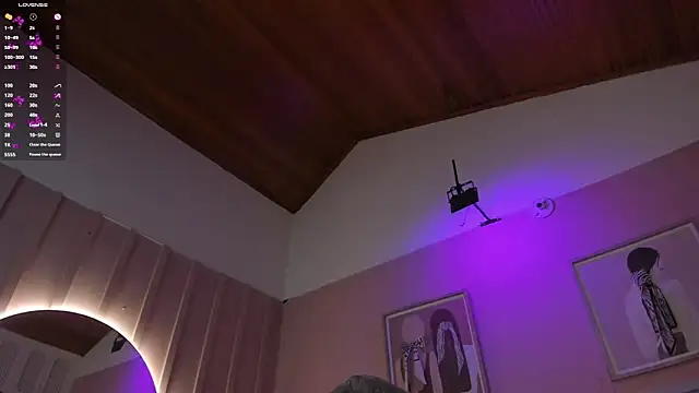 elodie_walker webcam