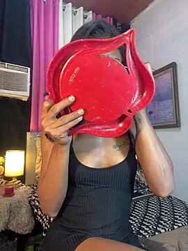 Tarah_victoria_collins live cam on StripChat