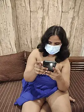 tokencraze_couple - Tokencraze_couple's free webcam - UK Sex Cams