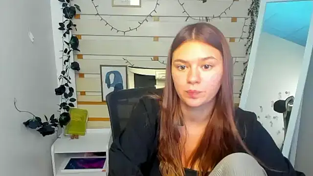 Josephine_Kiss webcam