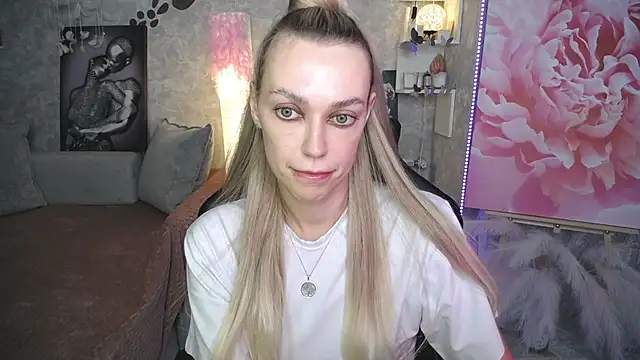 NickyAdamidi webcam