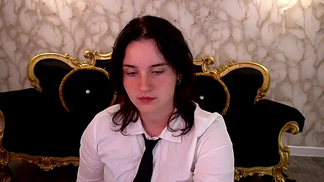 CassandraGold webcam