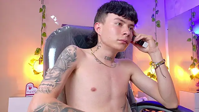 Nascary_Fox webcam