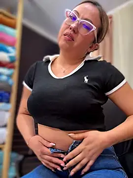 VIOLETA-25_ webcam