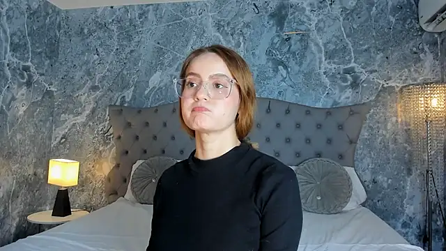 Ada_Turner webcam