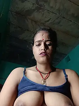 Radhika97A webcam