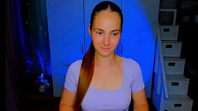 Maddy_Wood_ webcam