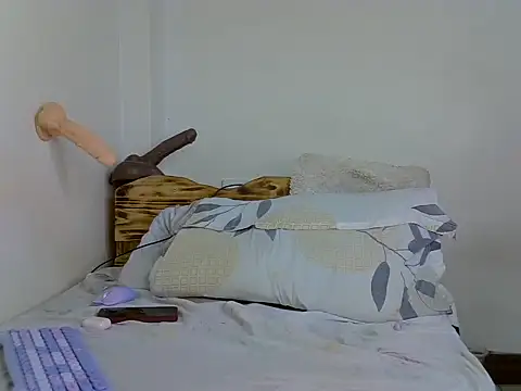 Sweetbrowna webcam