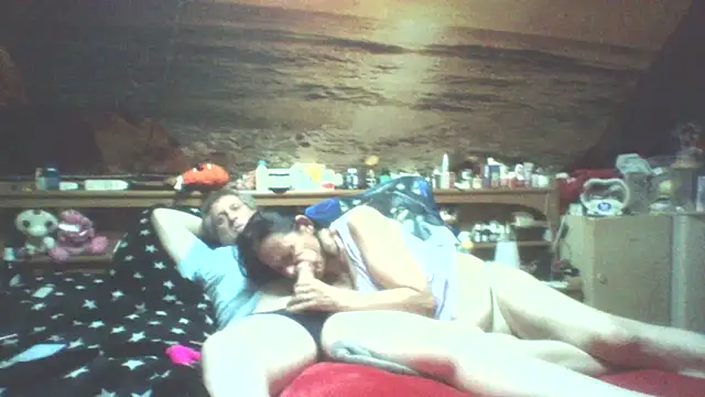 Happy_Wife webcam