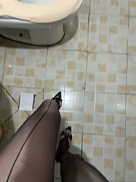 Maeve088 webcam