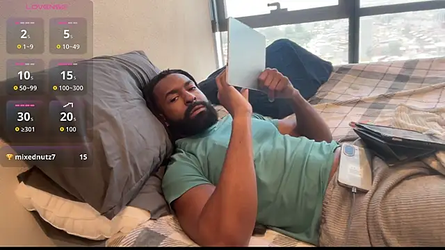 blackmuscless webcam
