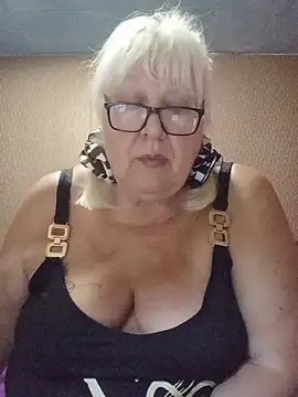 Alexia64231 live cam