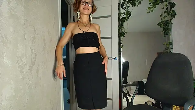 LioraWeiss live cam