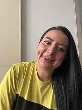 Abril_Luv webcam