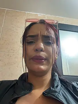 Sara-77 webcam