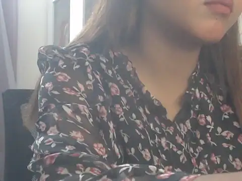 NancyRuvi webcam