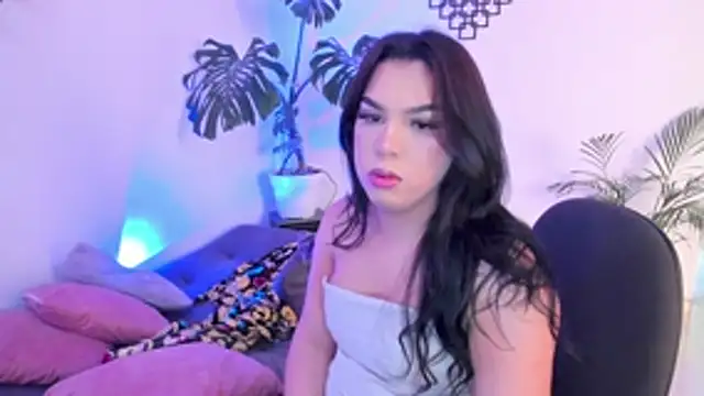 linda_zaam83866 webcam