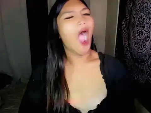 Lou_heart webcam