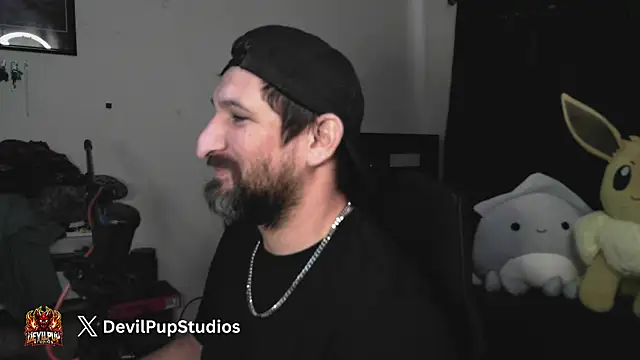 DevilPup75_ webcam