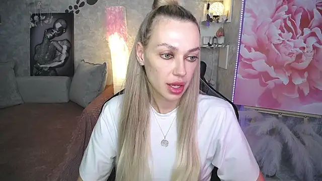 NickyAdamidi webcam