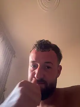 amnnnnnnnnnnn webcam