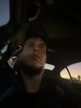 Smallboybigworld webcam