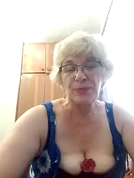 52MiaLove02 webcam