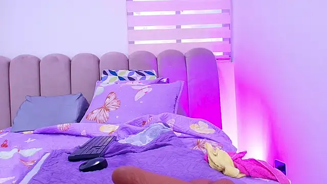 sweegirl69 webcam