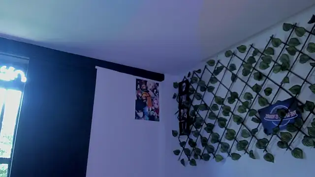 Kora_Red69 webcam