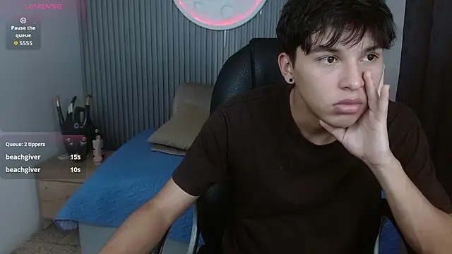 StiwenTwink webcam