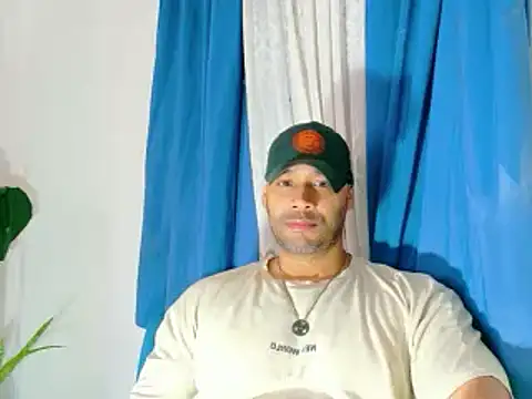 musclehetero webcam