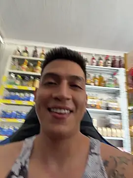 OliverWest04 webcam