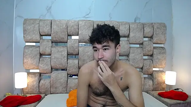 KathyAiden webcam
