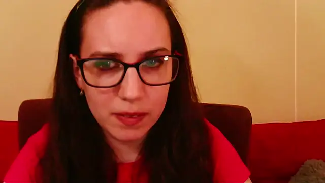 EmilyHotAngel webcam