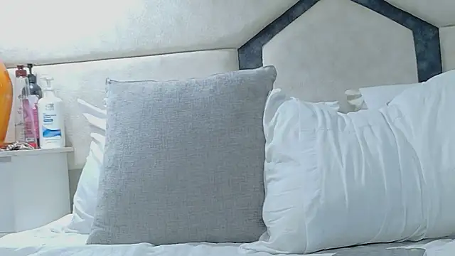 KatheBeket webcam