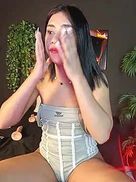 Kitty_Milan webcam