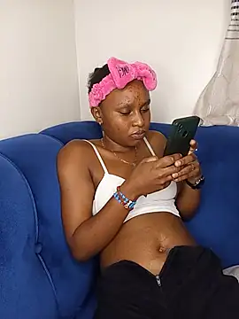 Nasty_shawrie webcam