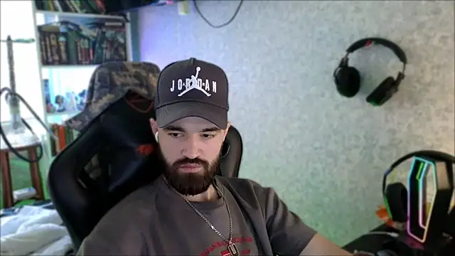 _Serious_Man webcam