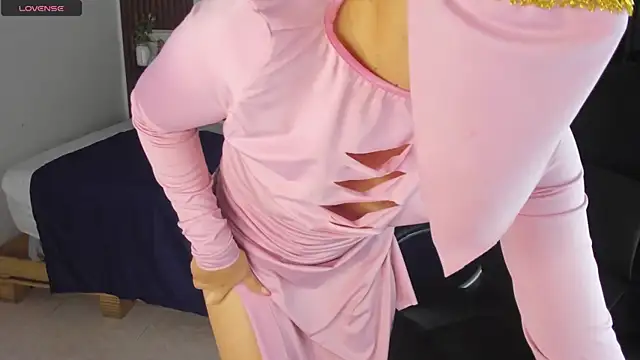 Safiya__ webcam