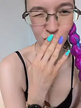 MrsCrazy18 webcam