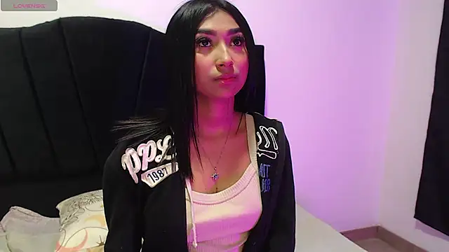 _mia_hot03 webcam