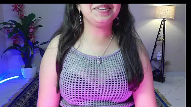 NoNude_Love webcam